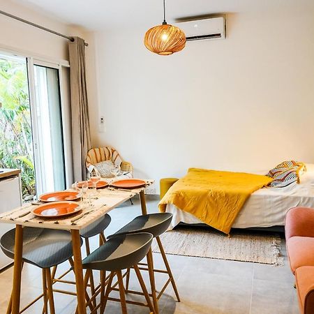 Le Sunset, Magnifique Studio Pieds Dans L'Eau, L'Ermitage Les Bains Filaos Exterior photo